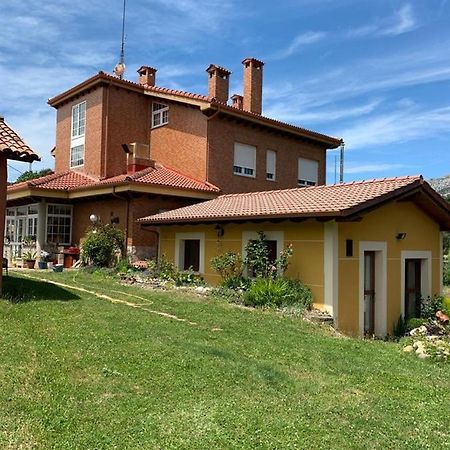Hostel Arenos Velilla del Rio Carrion Zewnętrze zdjęcie